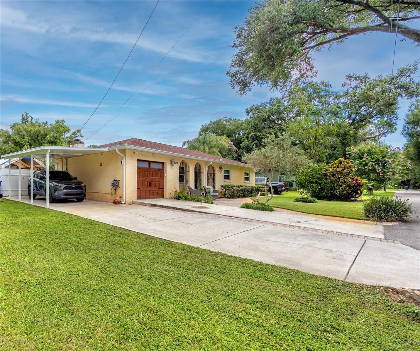 6412 N Woodlynne Avenue