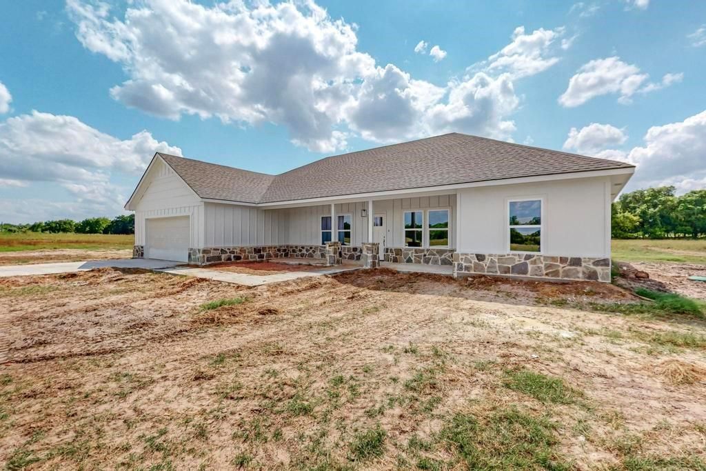 1205 E Gibtown Road