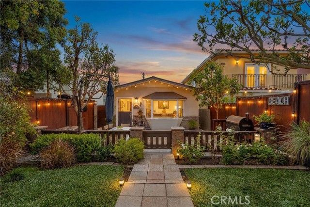 608 Rosecrans Avenue