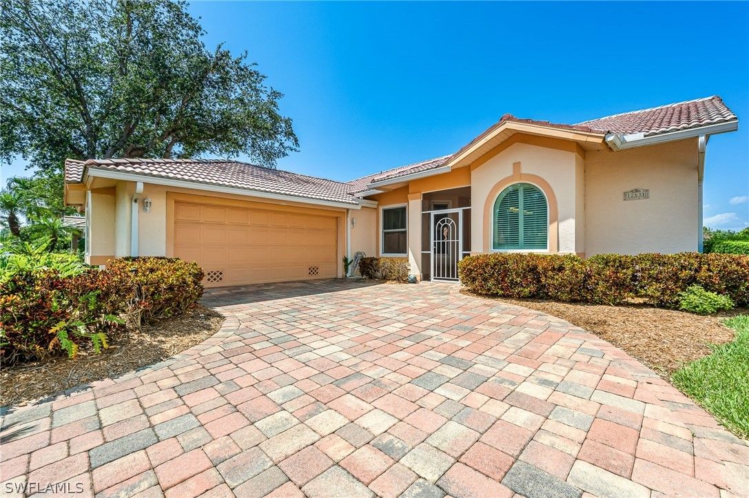 12831 Yacht Club Circle