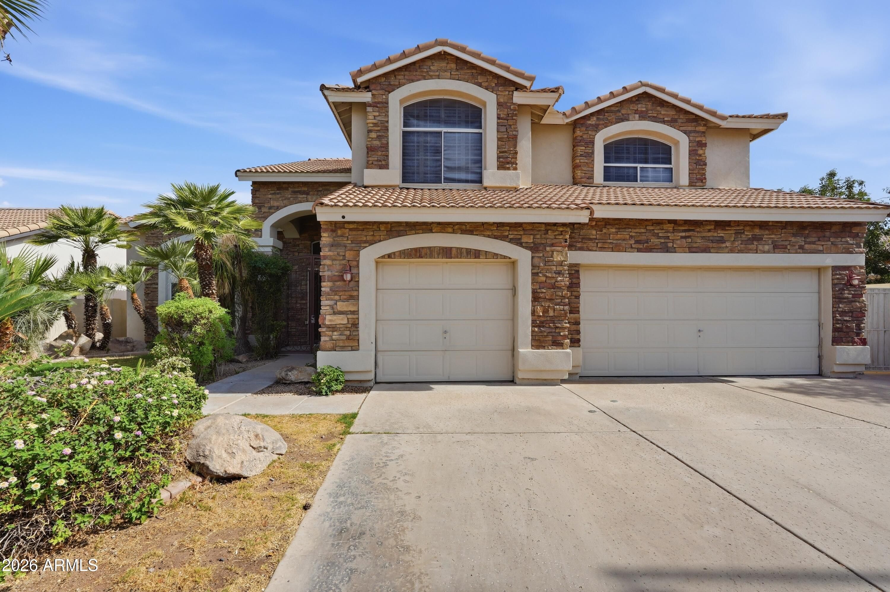 2232 E Tahitian Way