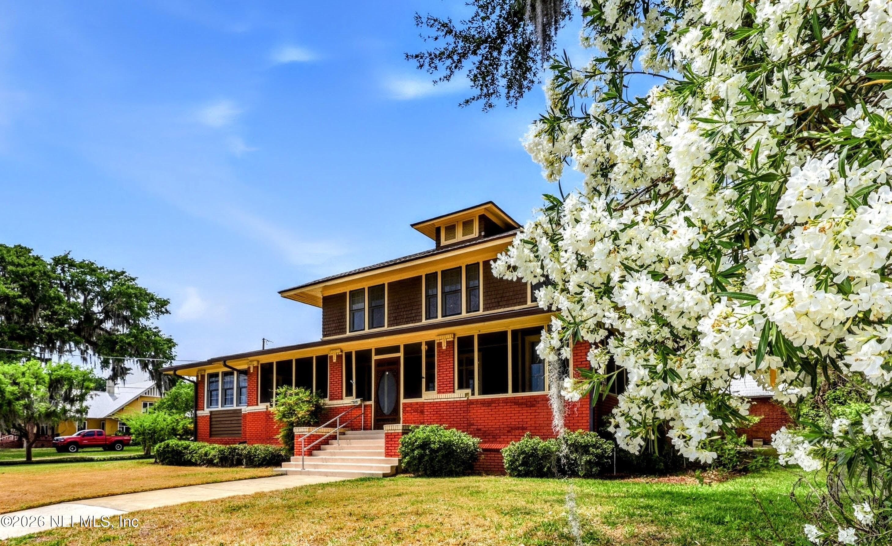 520 River Street