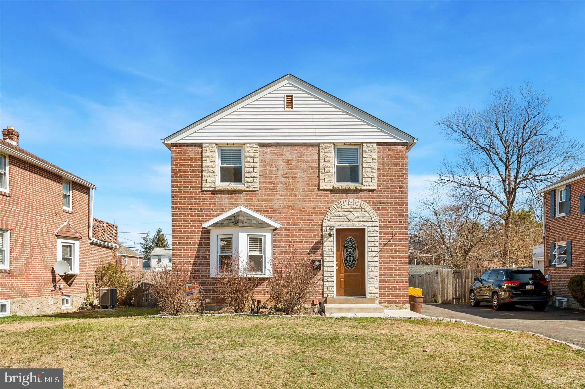 611 Glenfield Avenue