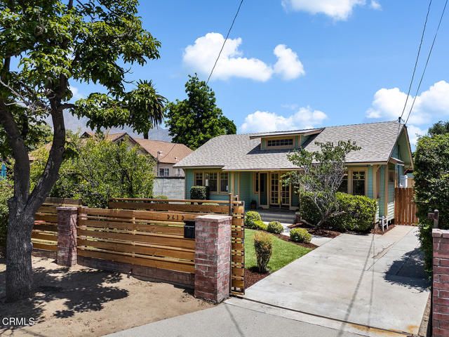 2612 Casitas Avenue