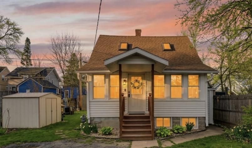 2926 Milwaukee Street