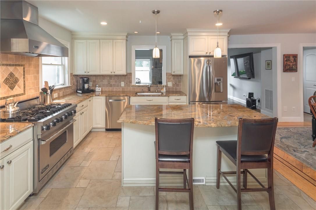 86 Overlook Avenue