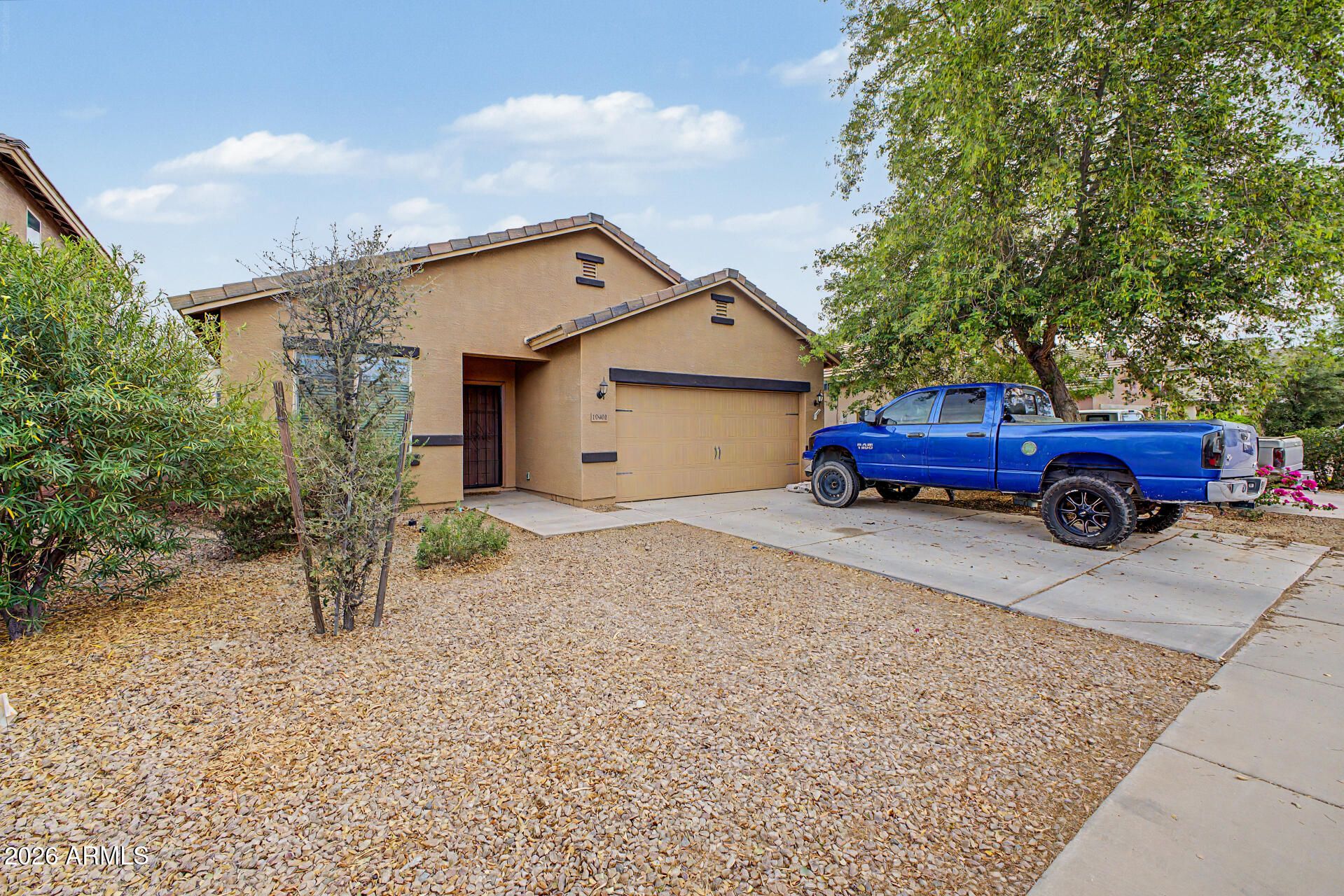 10401 E Sunflower Lane