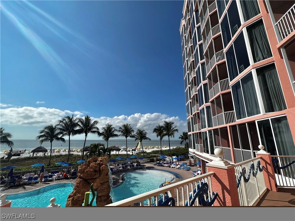 190 Estero Boulevard 707