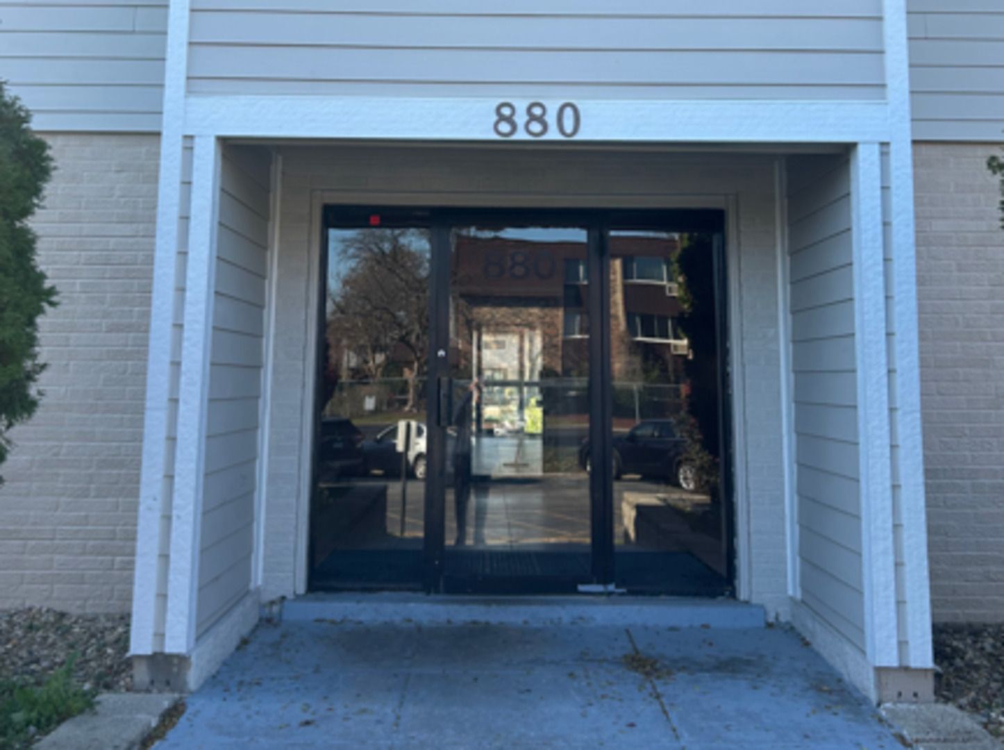 880 E Old Willow Road 171