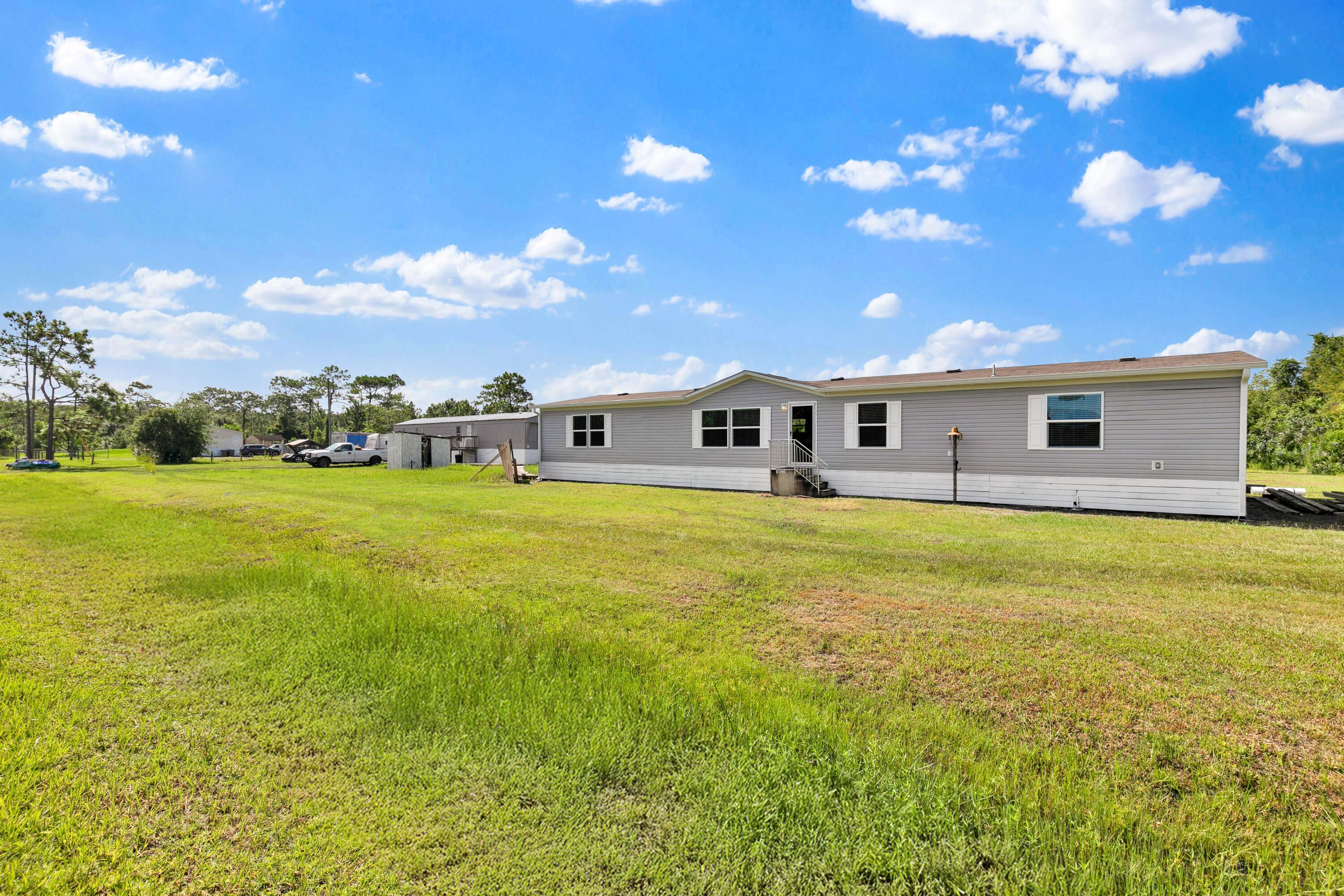9400 Luna Drive