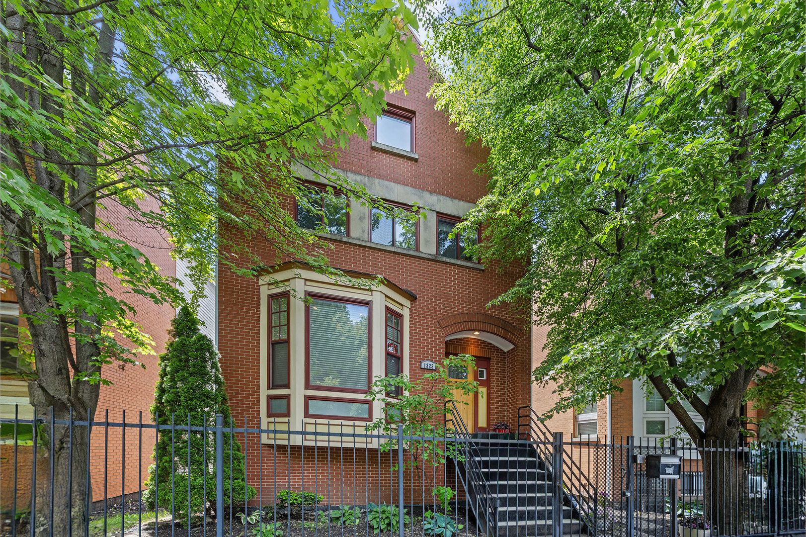 1323 E 61st Street