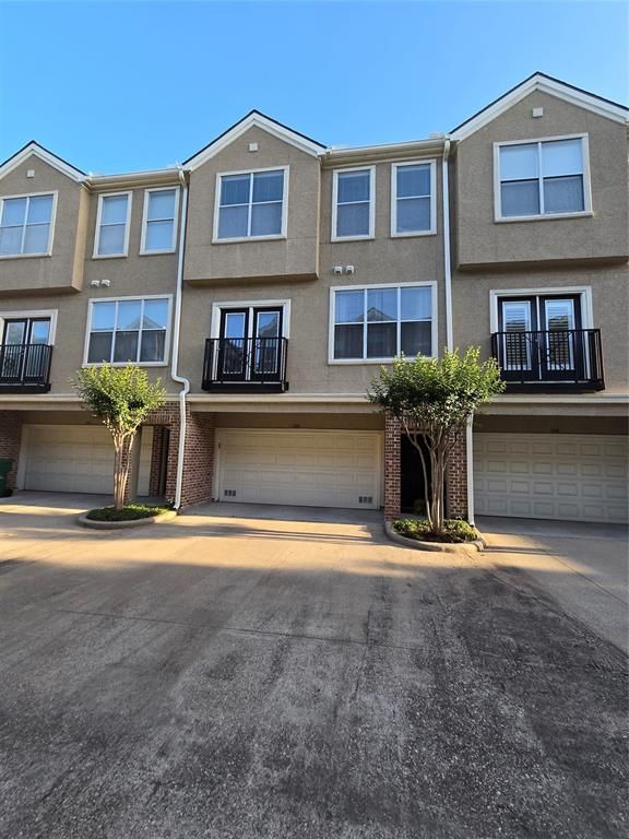 12707 Boheme Dr 704