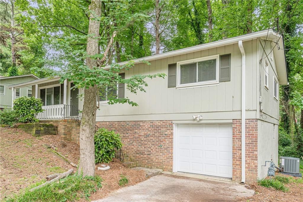 2381 Melody Lane Nw