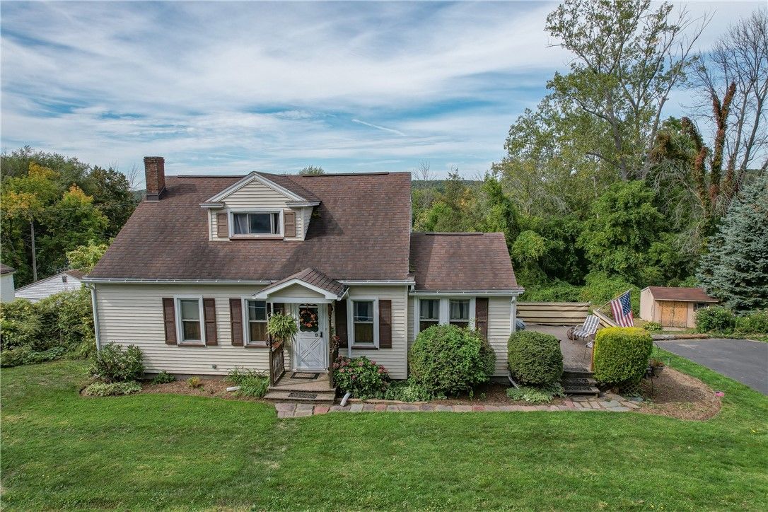 7837 E Port Bay Road