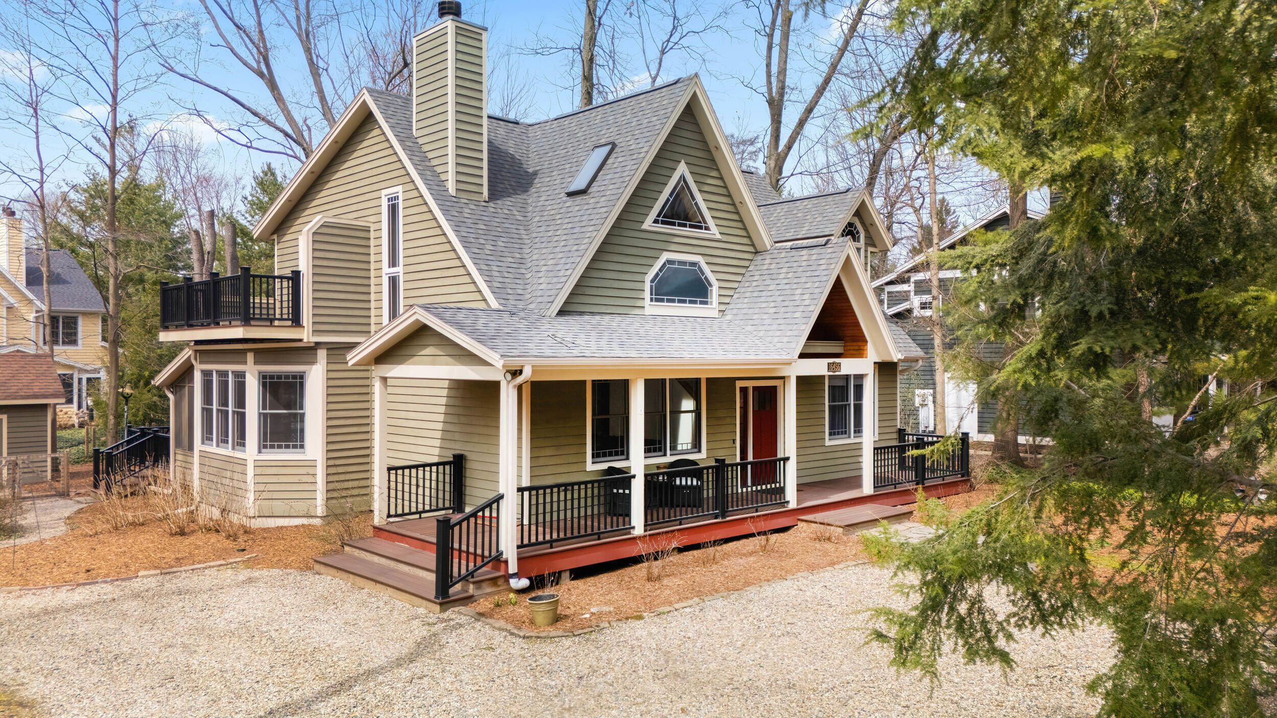 16456 Lakeshore Road