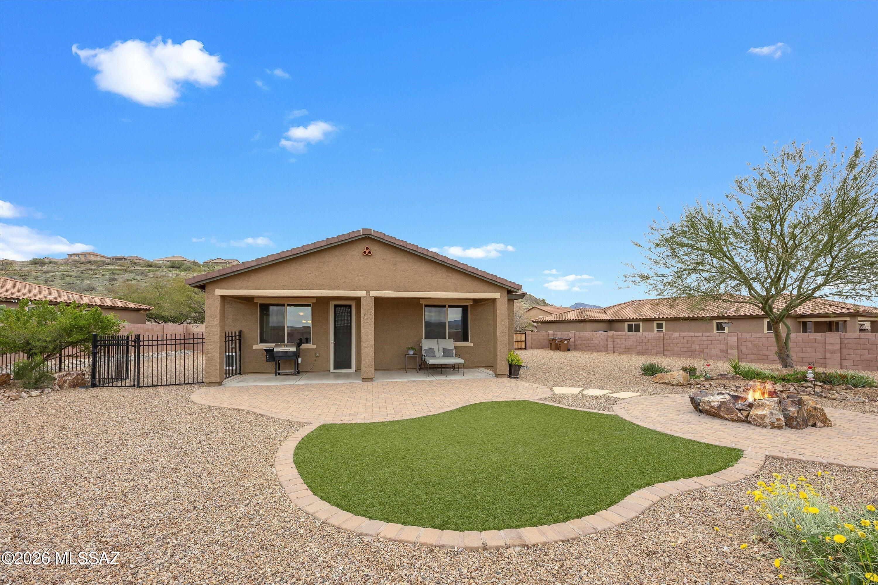 38754 S Running Roses Lane