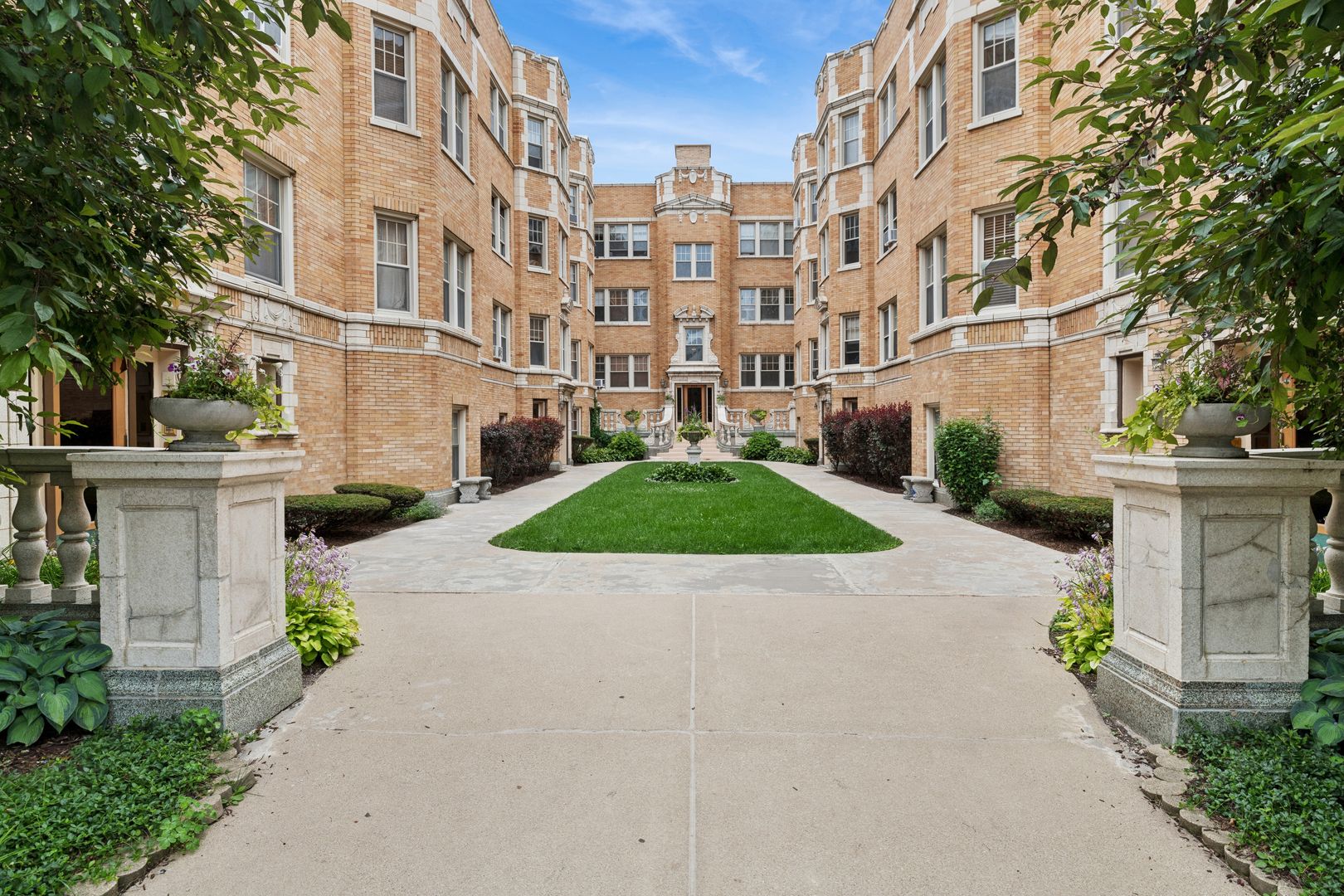 245 Washington Boulevard 2B