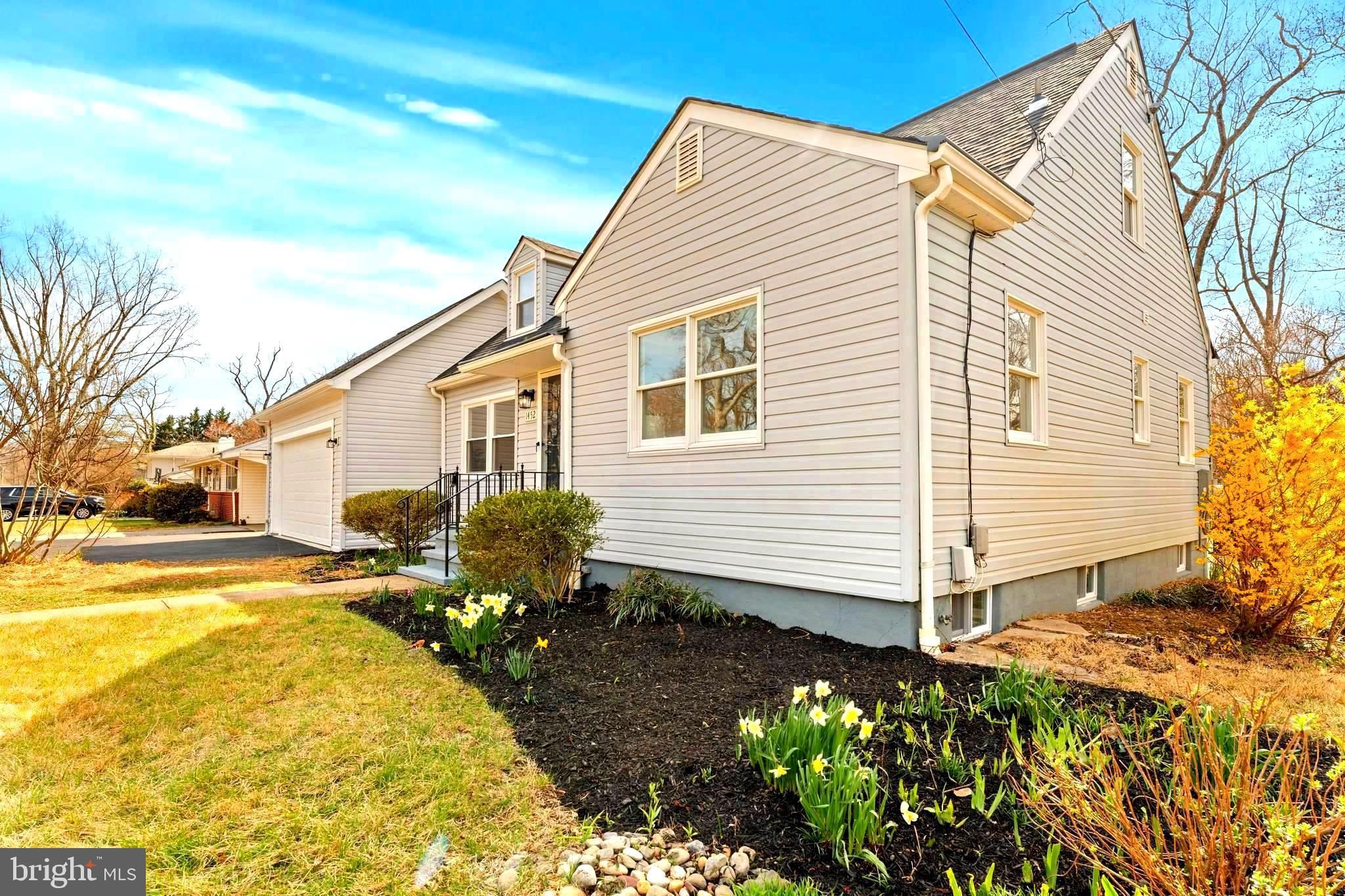 1452 Grandview Road