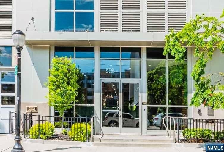 800 Jackson Street PH11