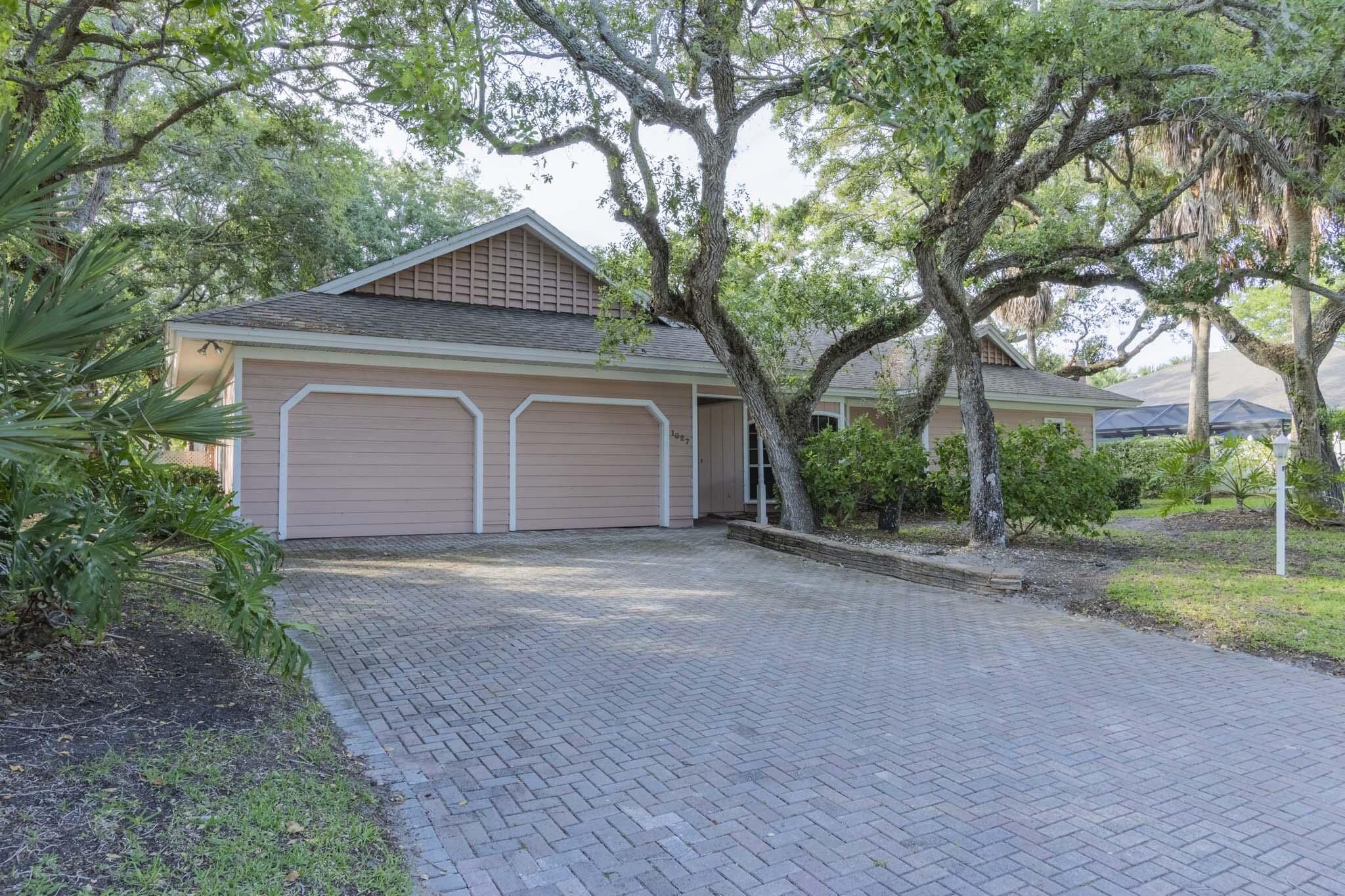 1027 Mangrove Lane