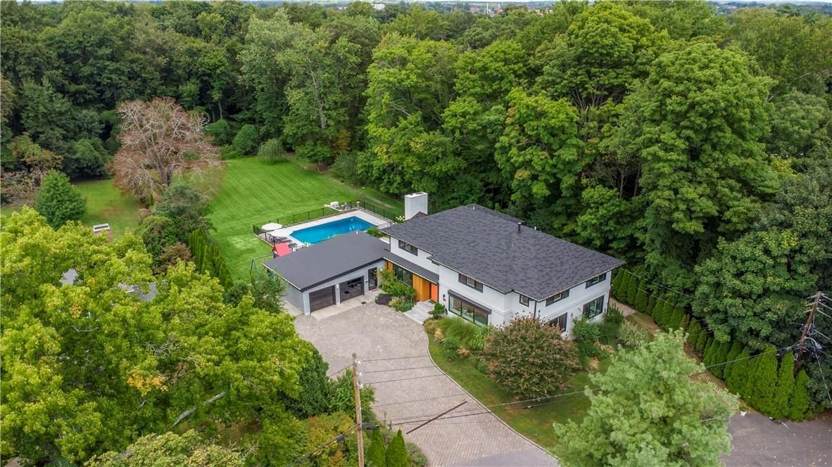 901 Skibo Lane