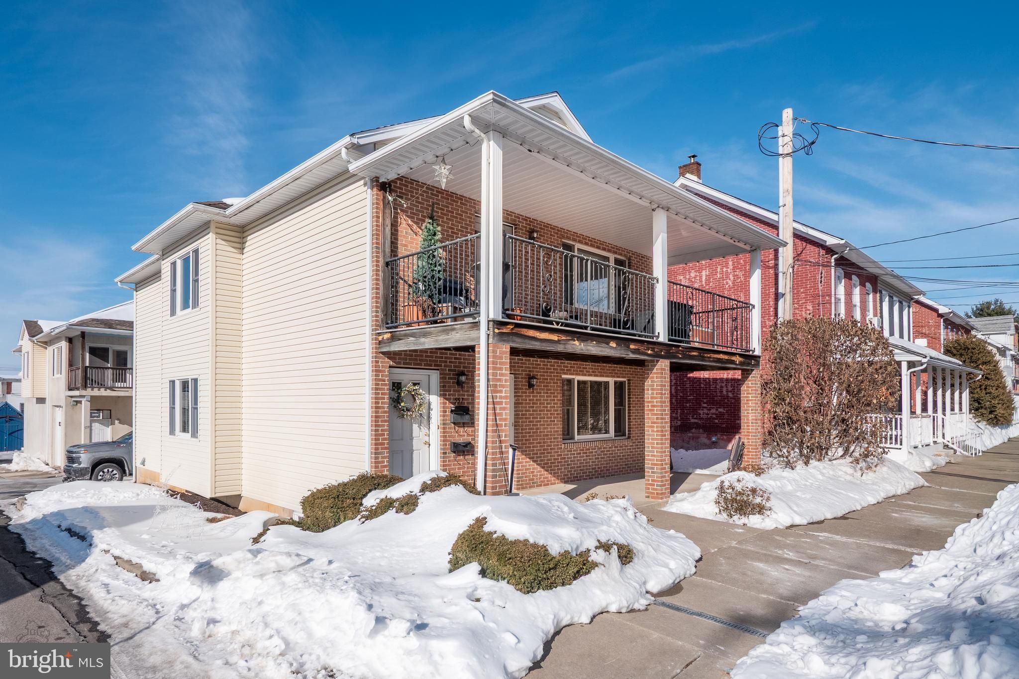 557 Minor Street 559