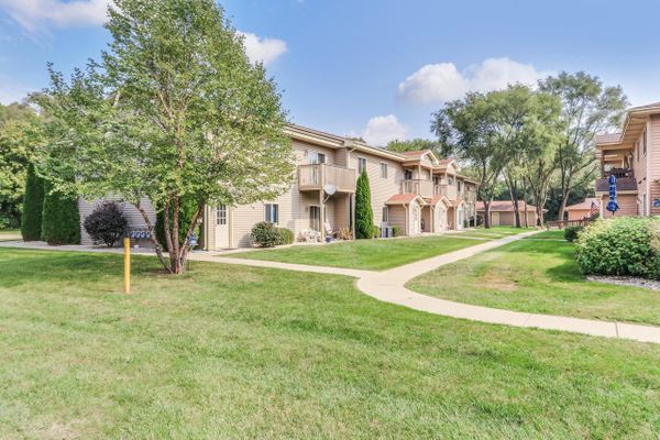 Delavan Arboretum Estates Delavan Wi Homes For Sale Real Estate Neighborhoods Com