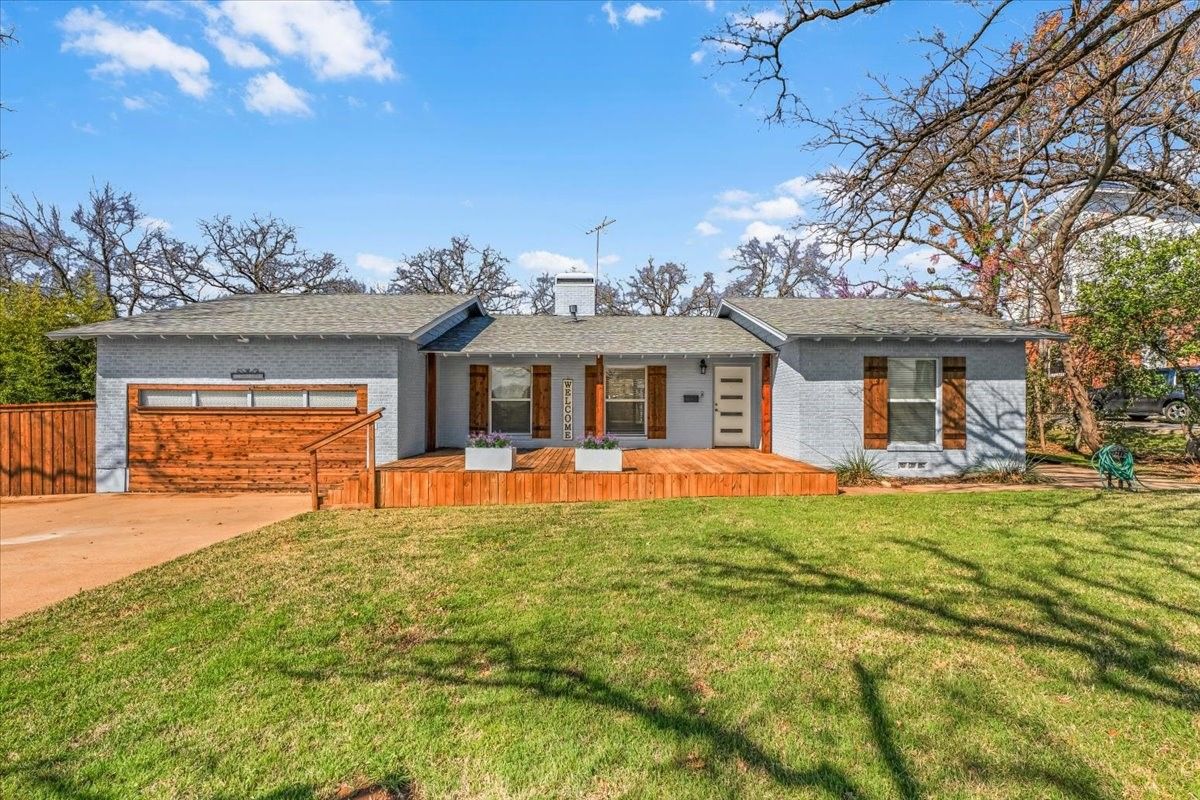 1313 W Sanford Street