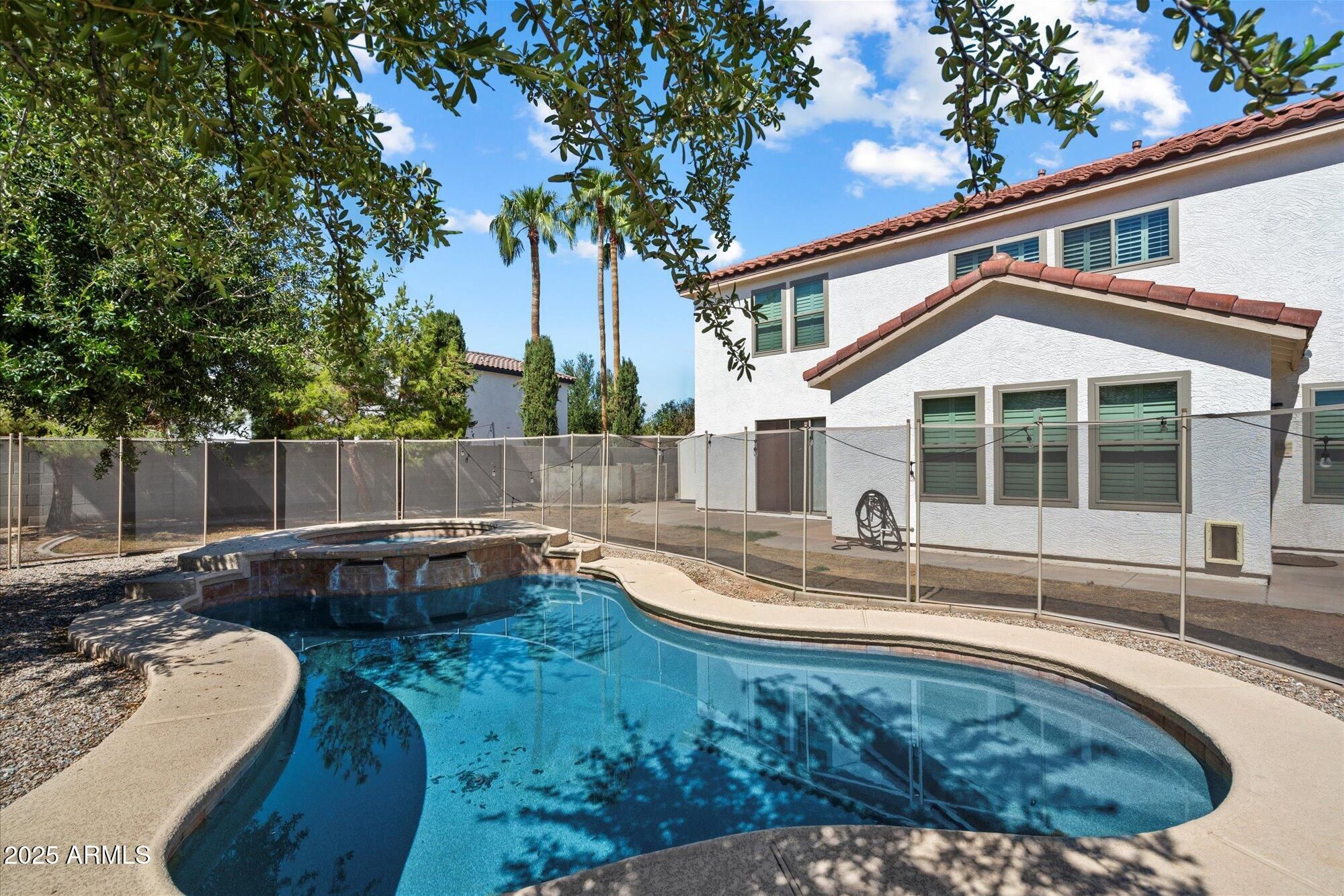 2145 E Longhorn Place