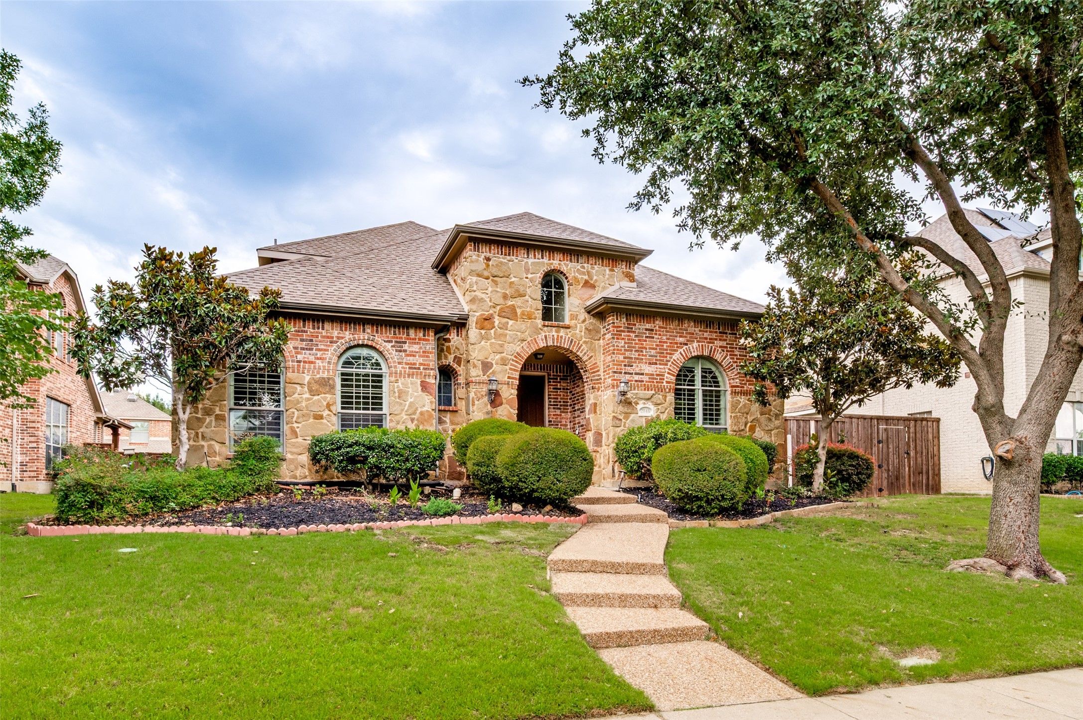 2848 Forest Manor Drive