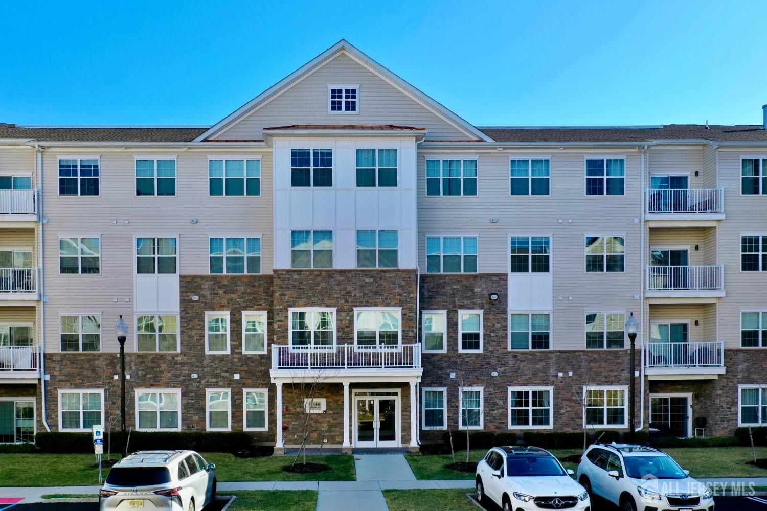 135 Lorhan Drive