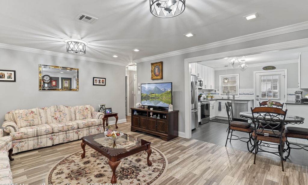 Leisure Village East