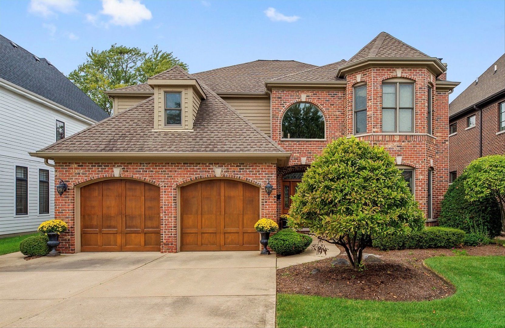 602 S Sunnyside Avenue