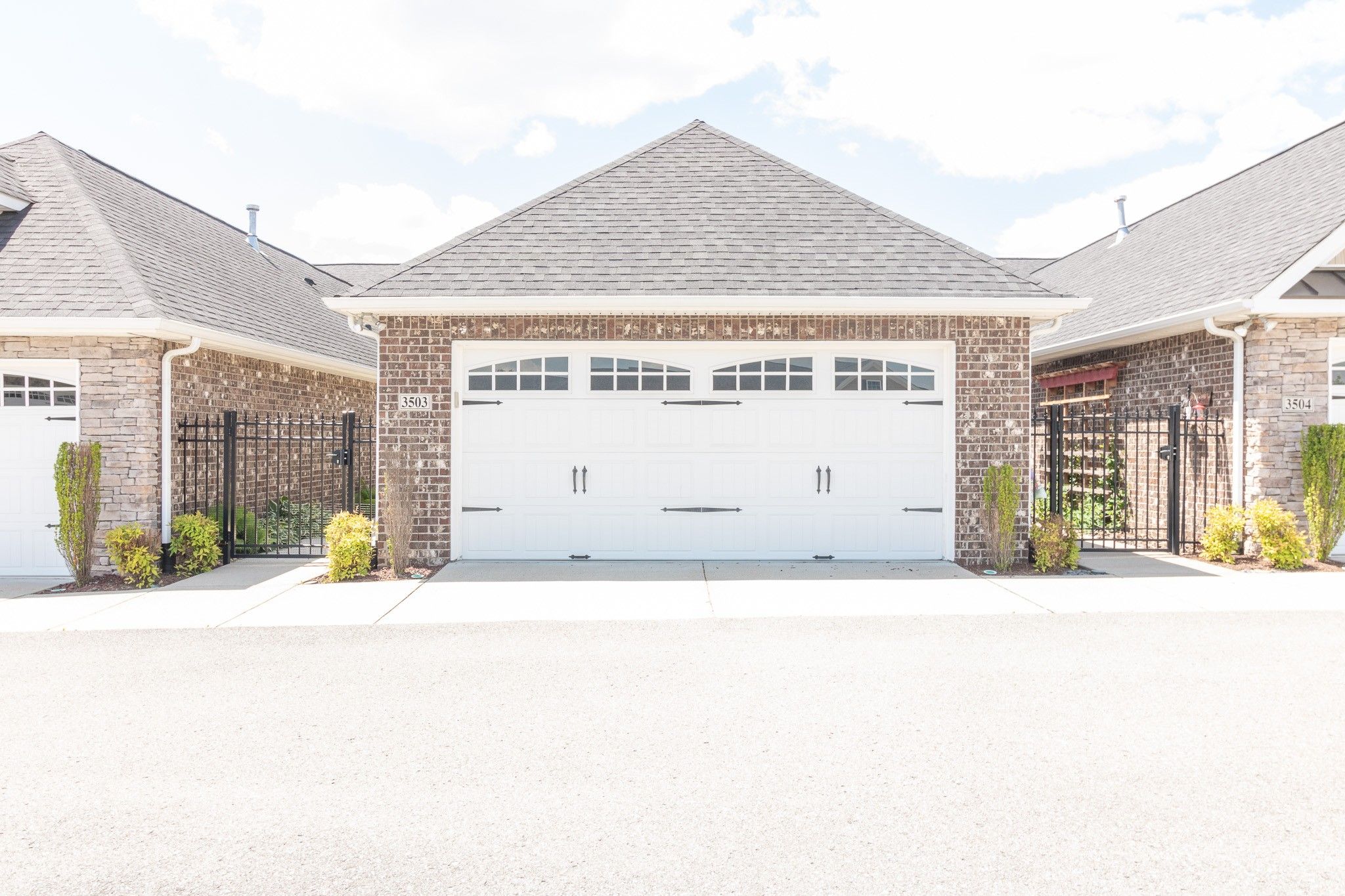 395 Devon Chase Hl 3503