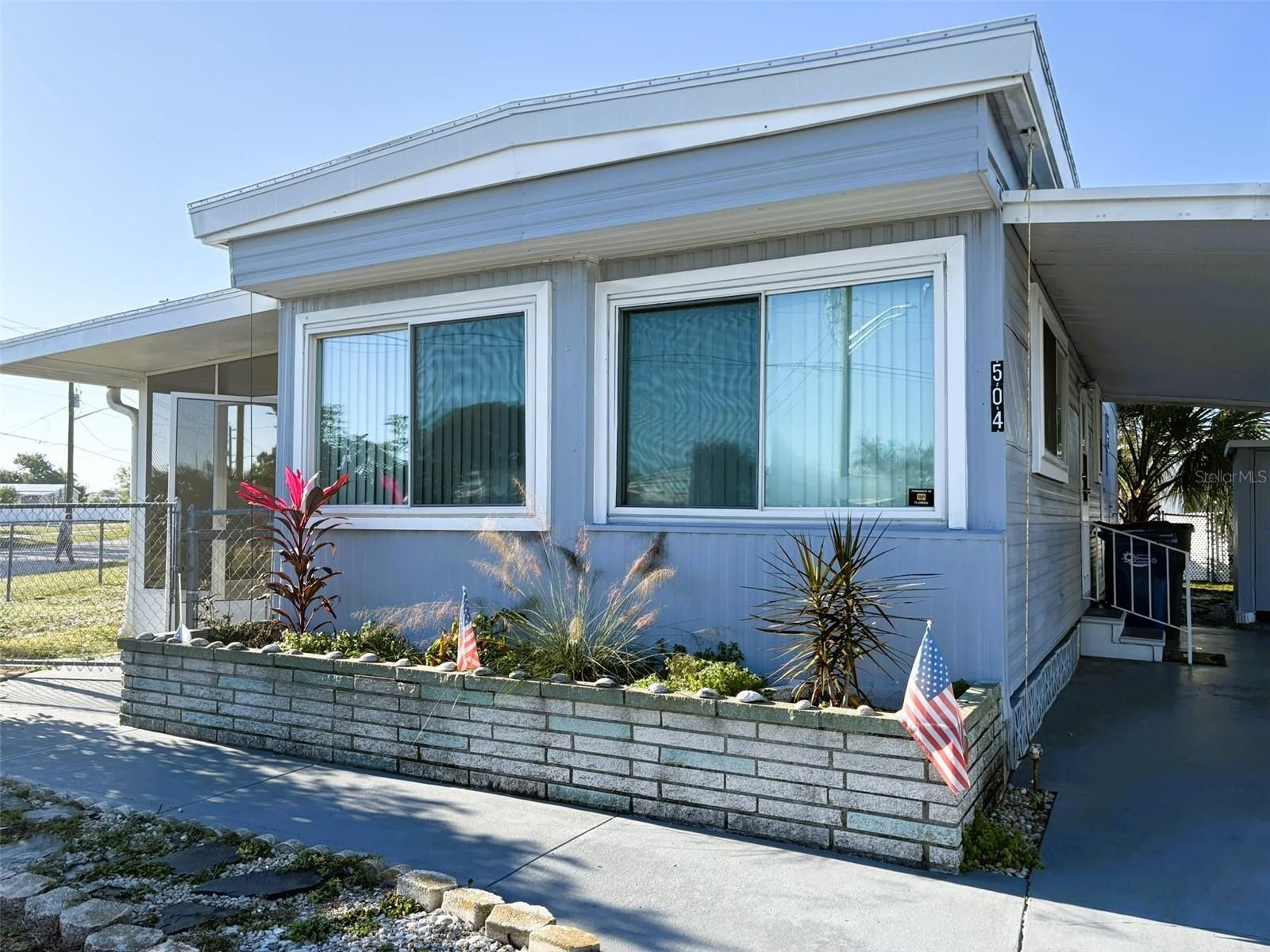 504 50th Avenue Dr W Avenue W