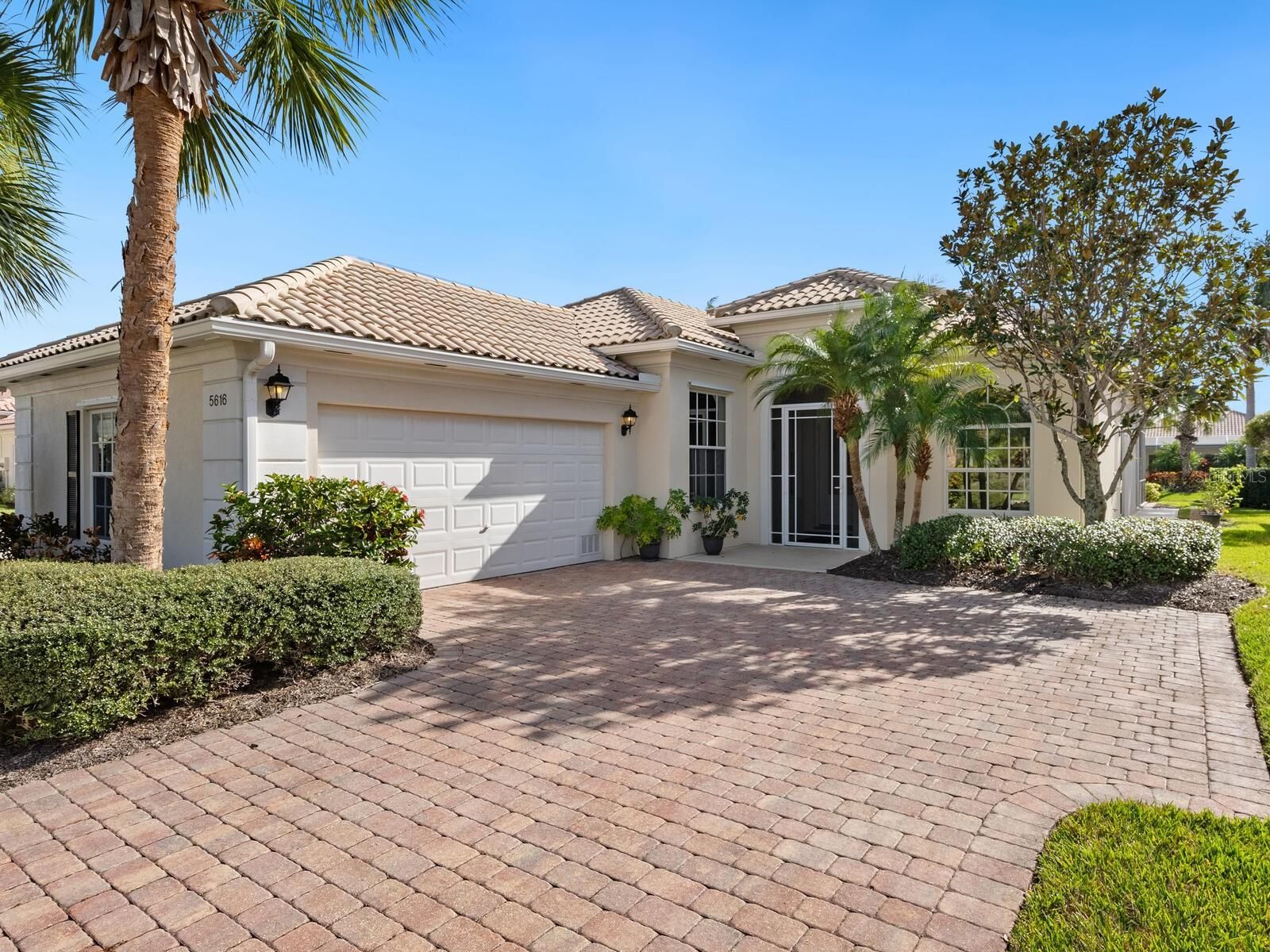 5616 Lucia Place