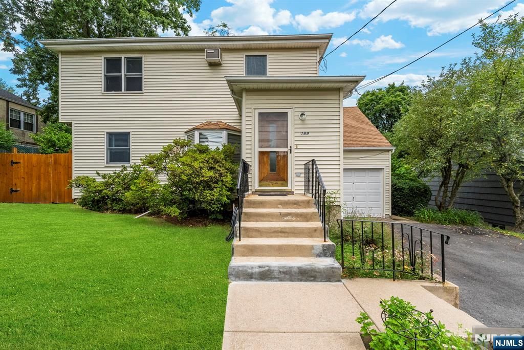 169 River Edge Road