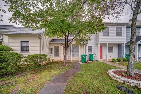 Wellington Cove Lithonia Ga Homes For Sale Real Estate Neighborhoods Com