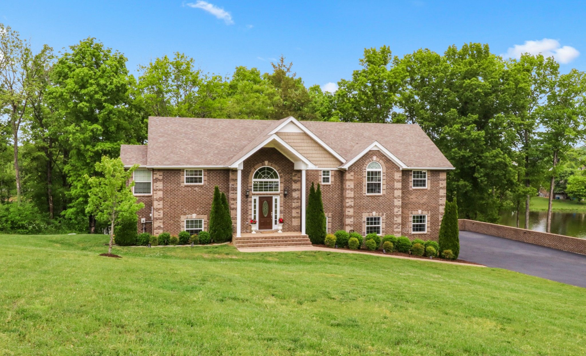 629 Natalie Ln