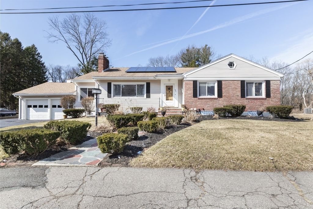523 Blue Hills Pkwy