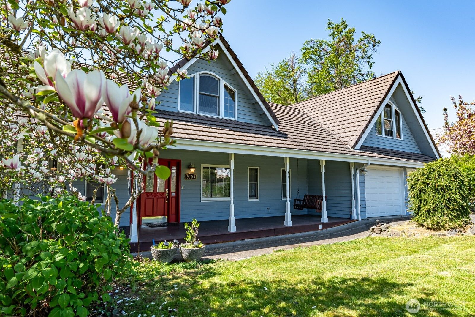 9009 Martin Avenue Nw