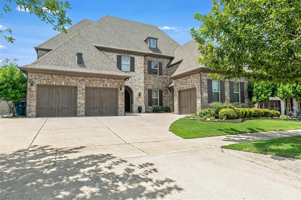8051 Harliquin Court