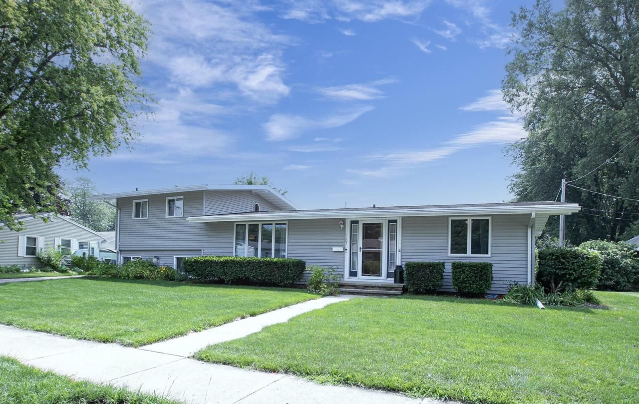 1707 East Melrose Avenue