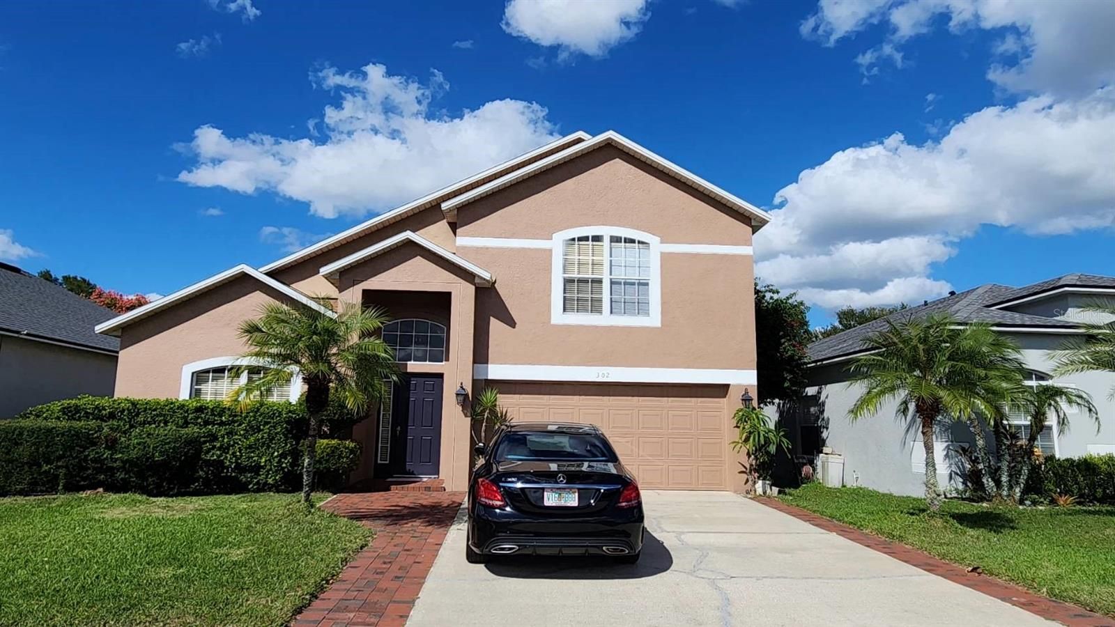 302 Clydesdale Circle