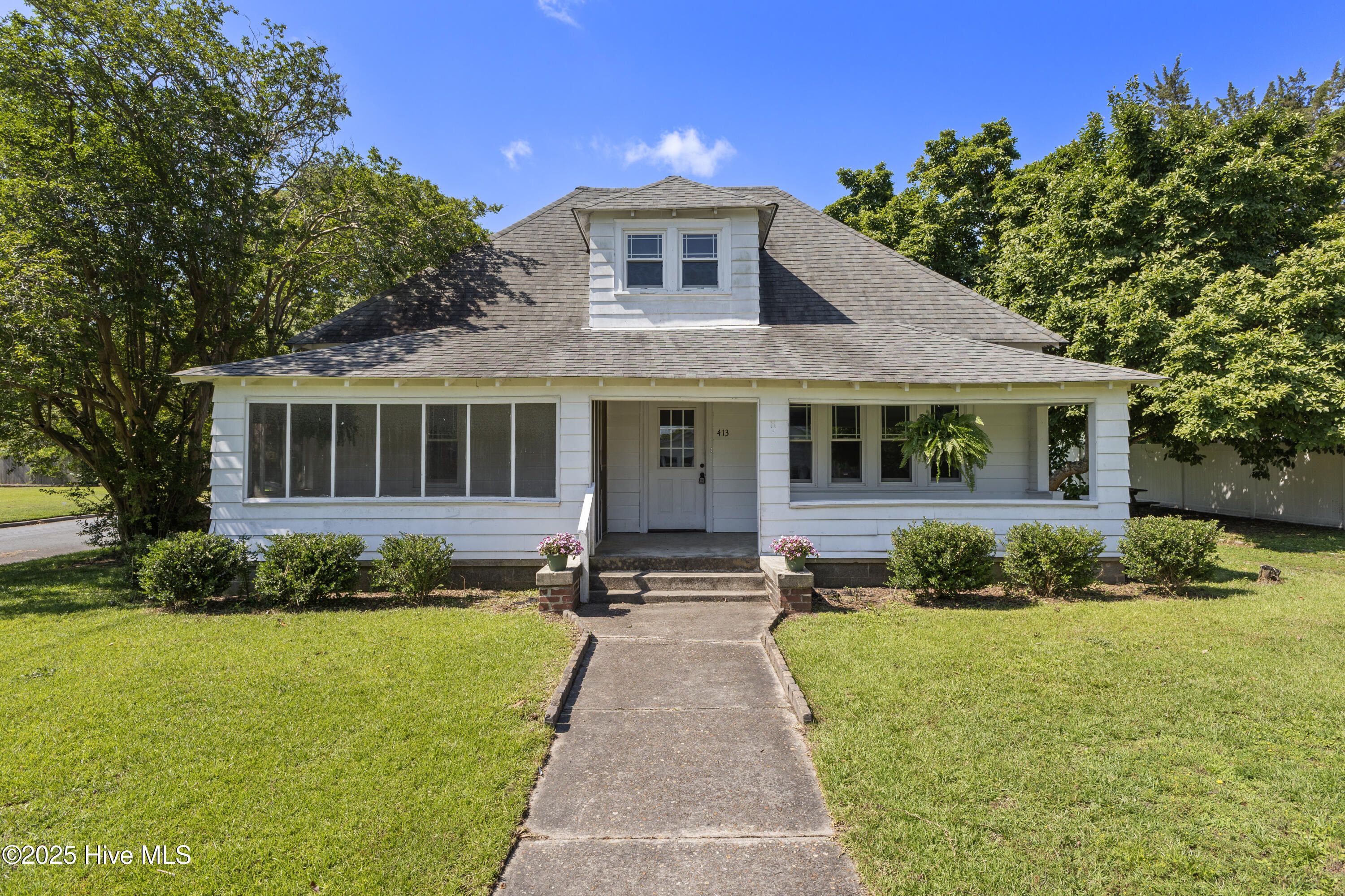413 E Center Street