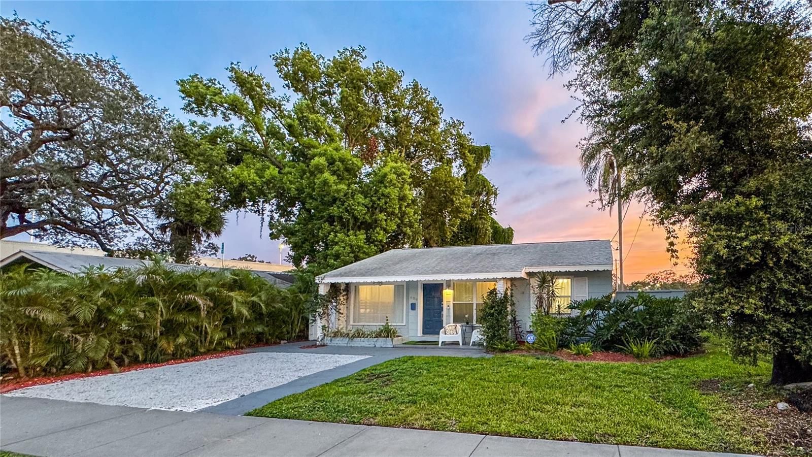 609 E Louisiana Avenue