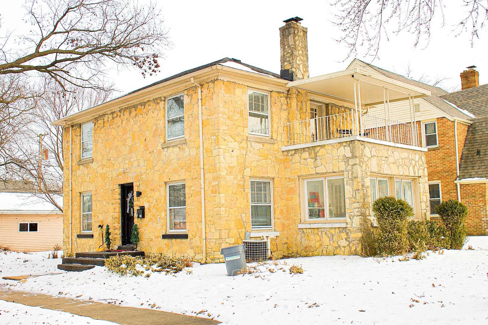 1116 E Duane Boulevard