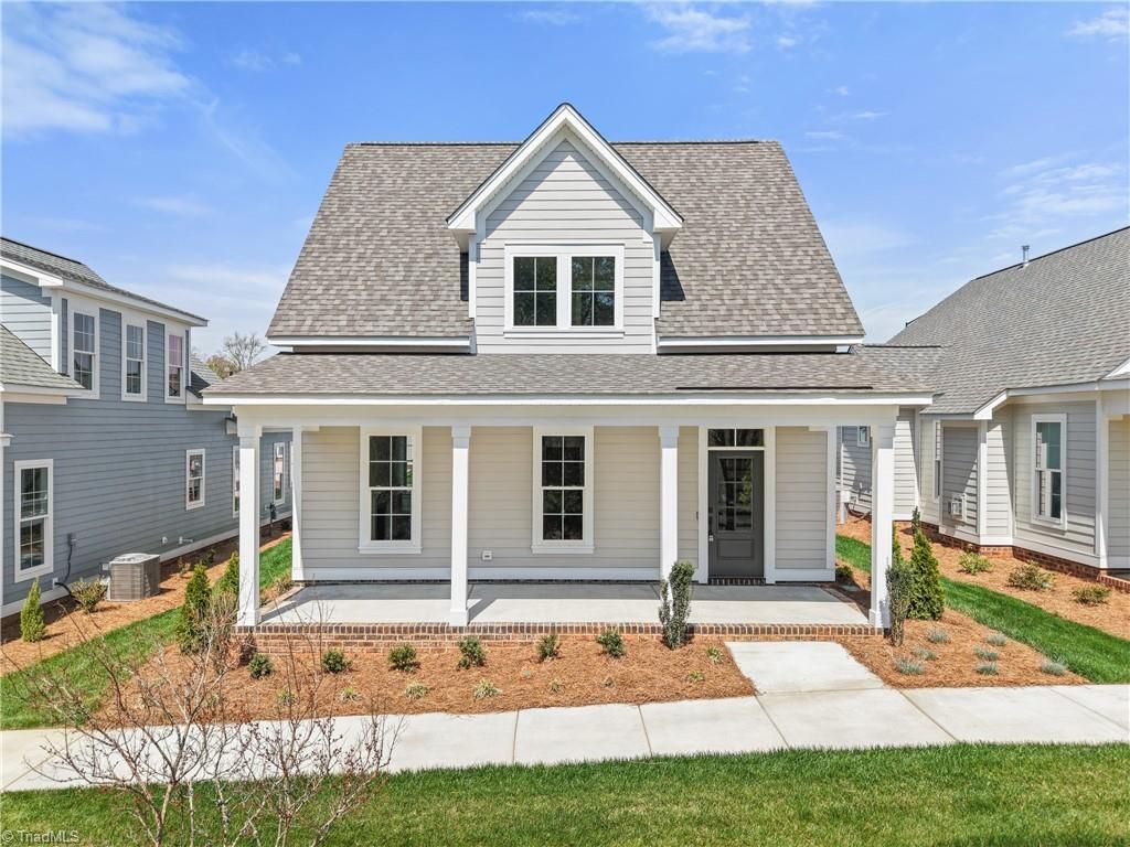 911 Eucalyptus Court