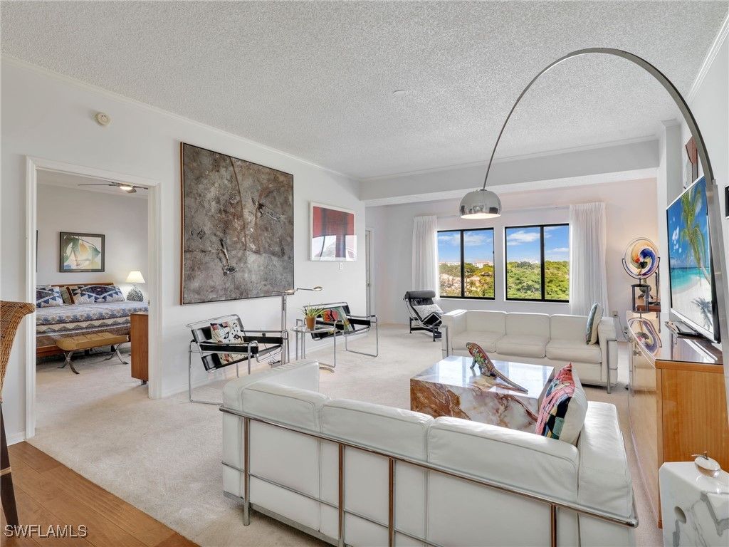 201 Arbor Lake Drive 2-504