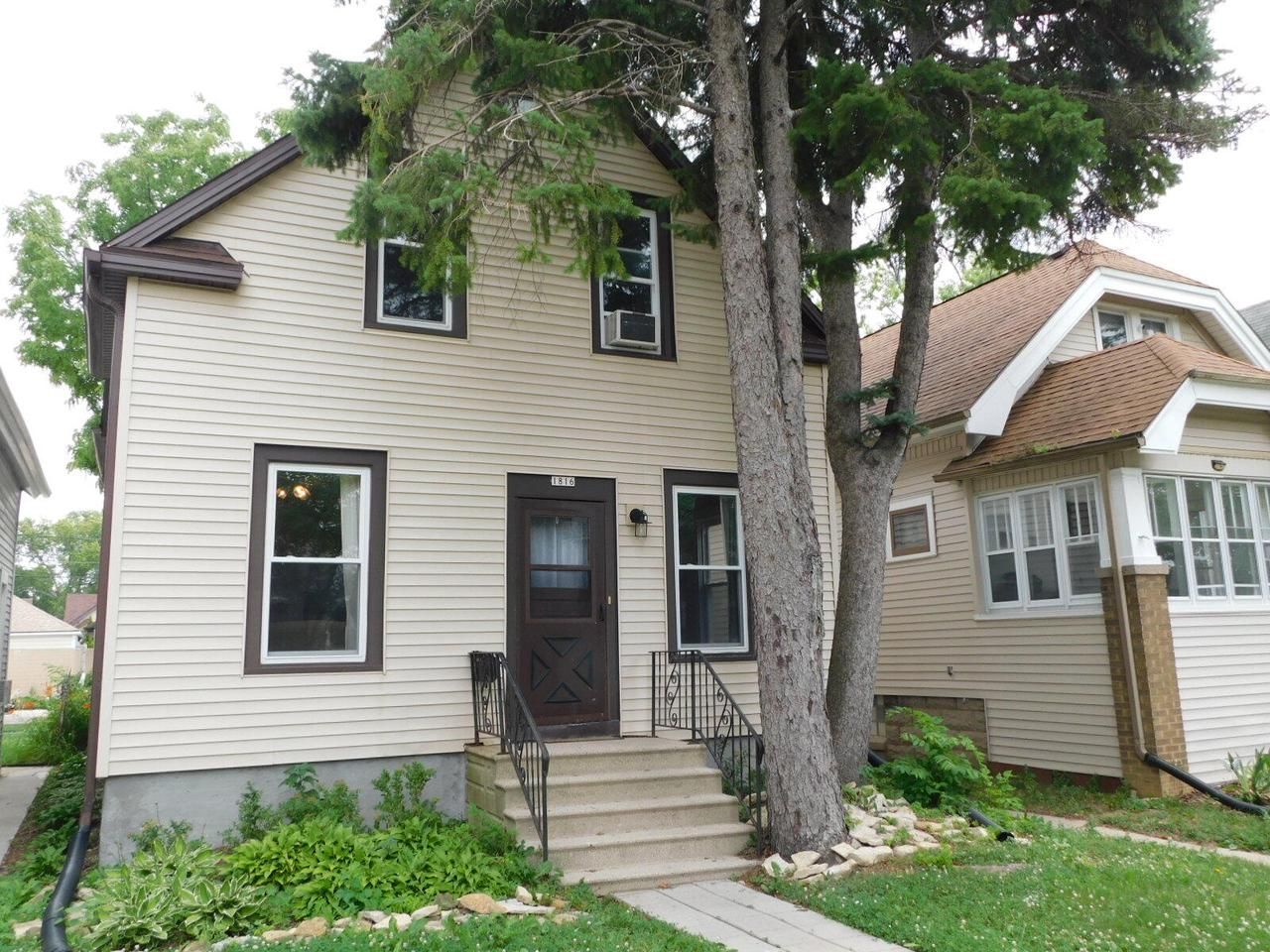 1816 S 77th Street